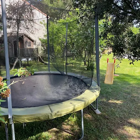 Maison Familiale-jardin & Piscine Chauffee-600m *